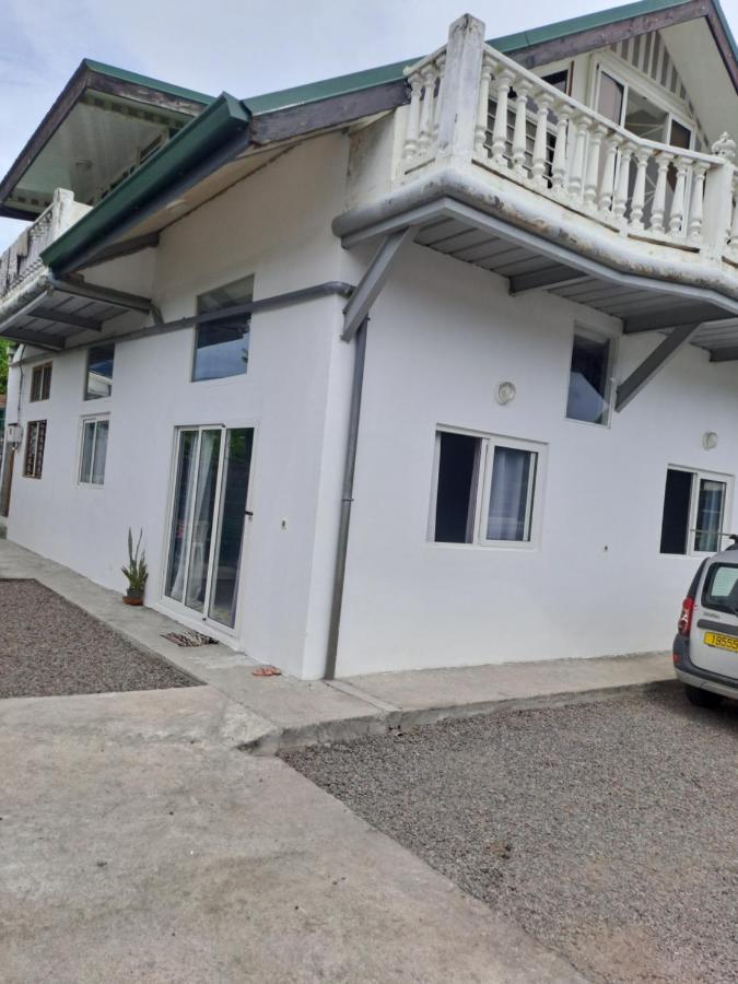 Manate Hebergement Apartment Faaa Bagian luar foto